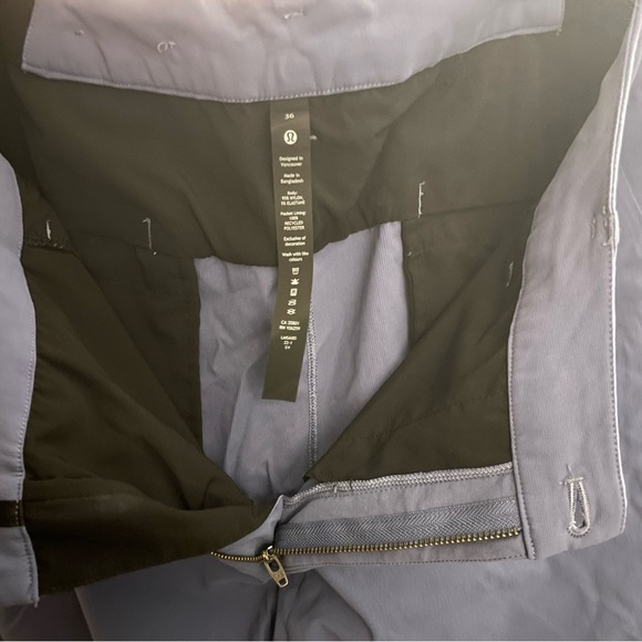 Lululemon commission golf . Sz 36. Light blue - Picture 3 of 3